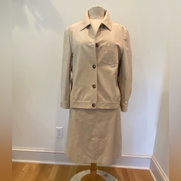 Brooks Brothers 2 PC Womens Tan w Brown Pinstripes Jacket & Skirt Set / Size 16 - Picture 2 of 16